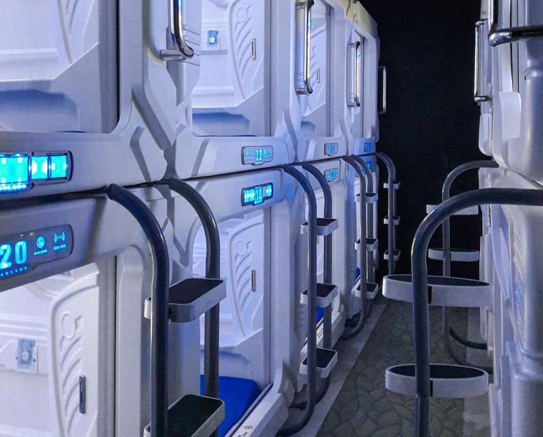 Bangau - Short Term Rest Area Capsule Hotel Sepang Exterior foto